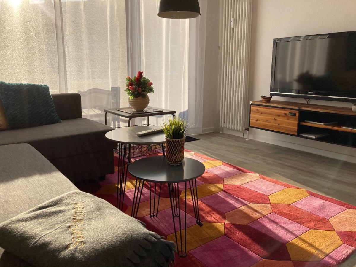 Living At Saarpartments -Adults Only- 2 Bedroom, Netflix - Business & Holiday Apartments For Long- And Short Term Stay, 3 Min To Train Station, Secure E-Bike Parking! Saarbruecken Luaran gambar